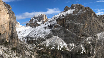 Blick zur Preusshütte mit dem Gipfel der Scalieretspitze im Hintergrund