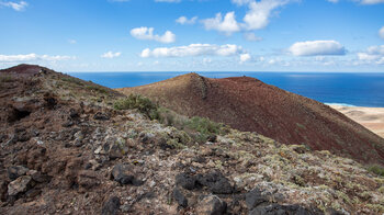 Blick entlang des Gipfelkraters des Montaña Amarilla