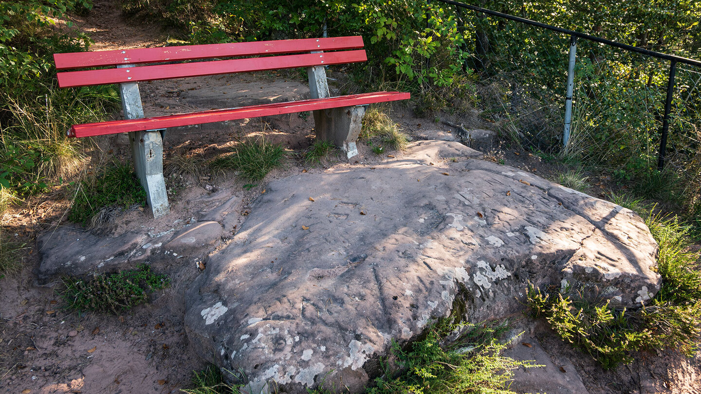 Aussichtsbank am Schuhfelsen bei Bruchweiler