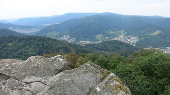 Blick vom Dachsstein über Weisenbach und Hilpertsau