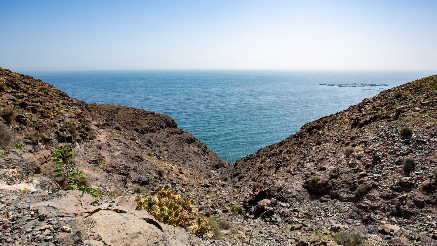 Blick vom Küstenwanderweg auf den Atlantik