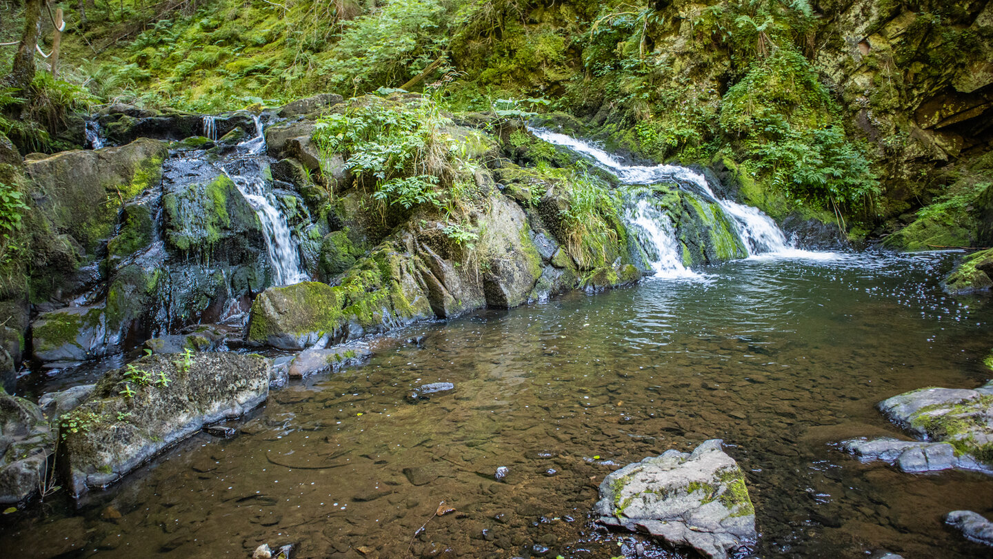 kleiner Wasserfall am Rötenbach