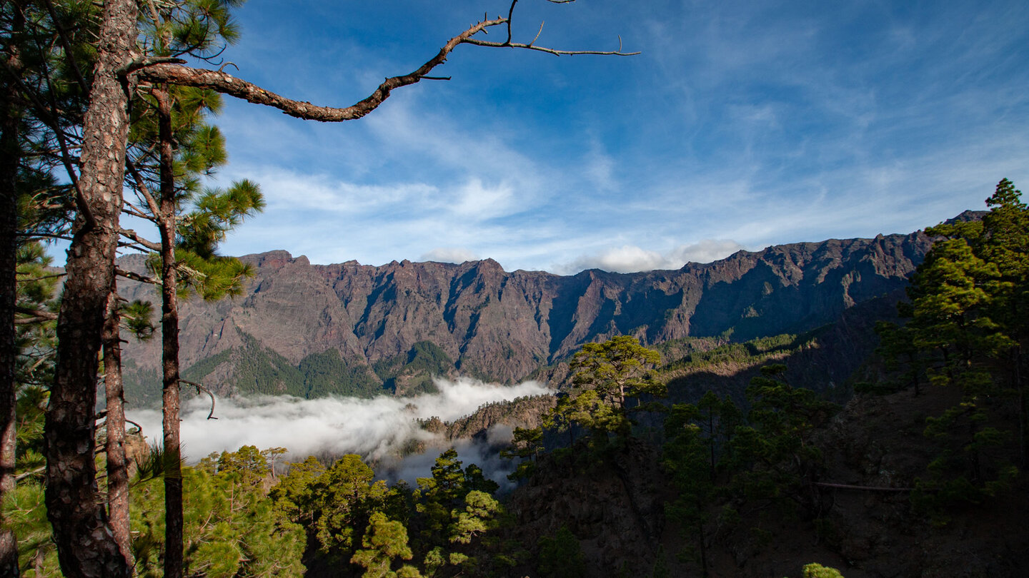 Blick vom Mirador de La Cumbrecita in die Caldera de Taburiente auf La Palma
