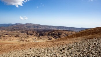 Ausblick auf den Moñtana Rajada vom Wanderweg