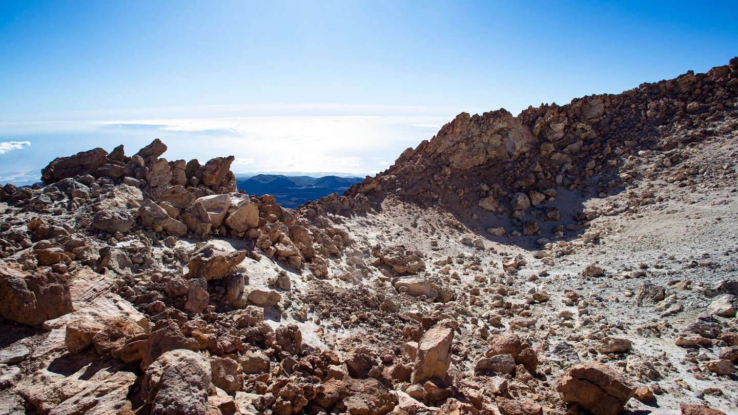 Schwefelablagerungen im Krater des Pico del Teide