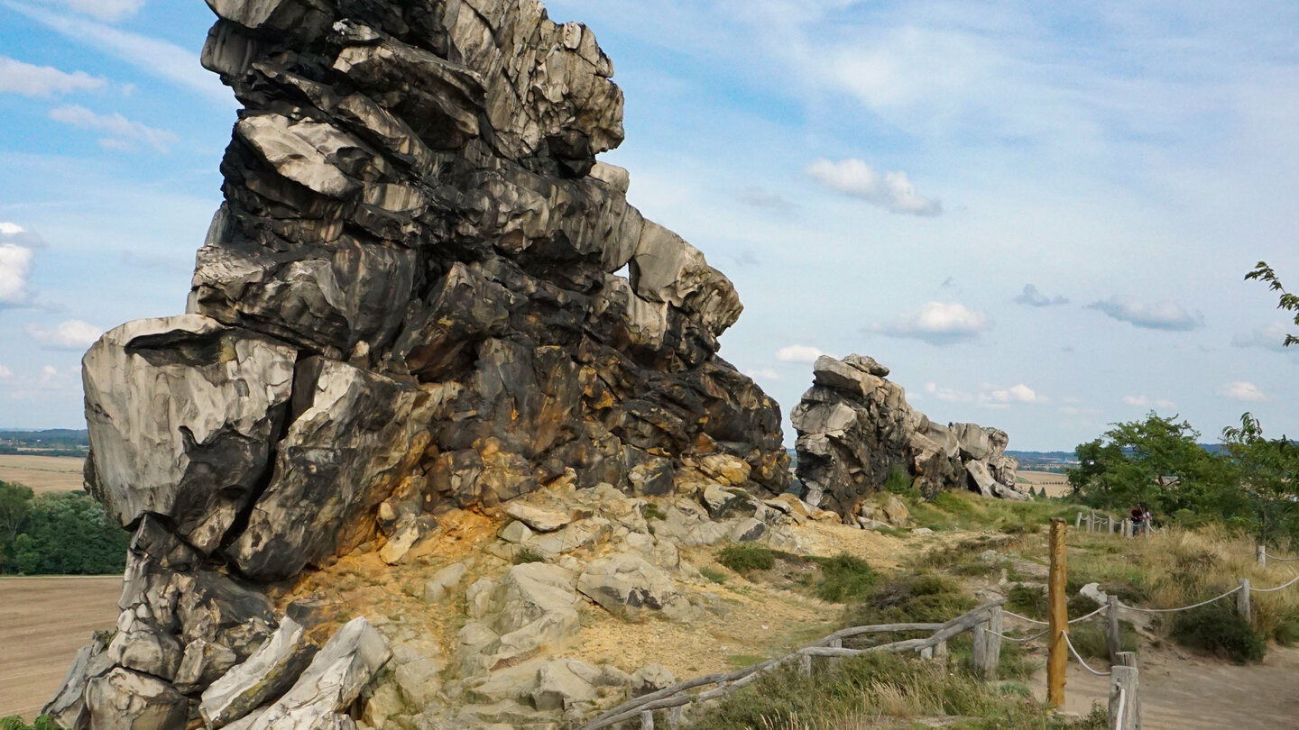 Teufelsmauer mit bizarren Sandsteinfelsen