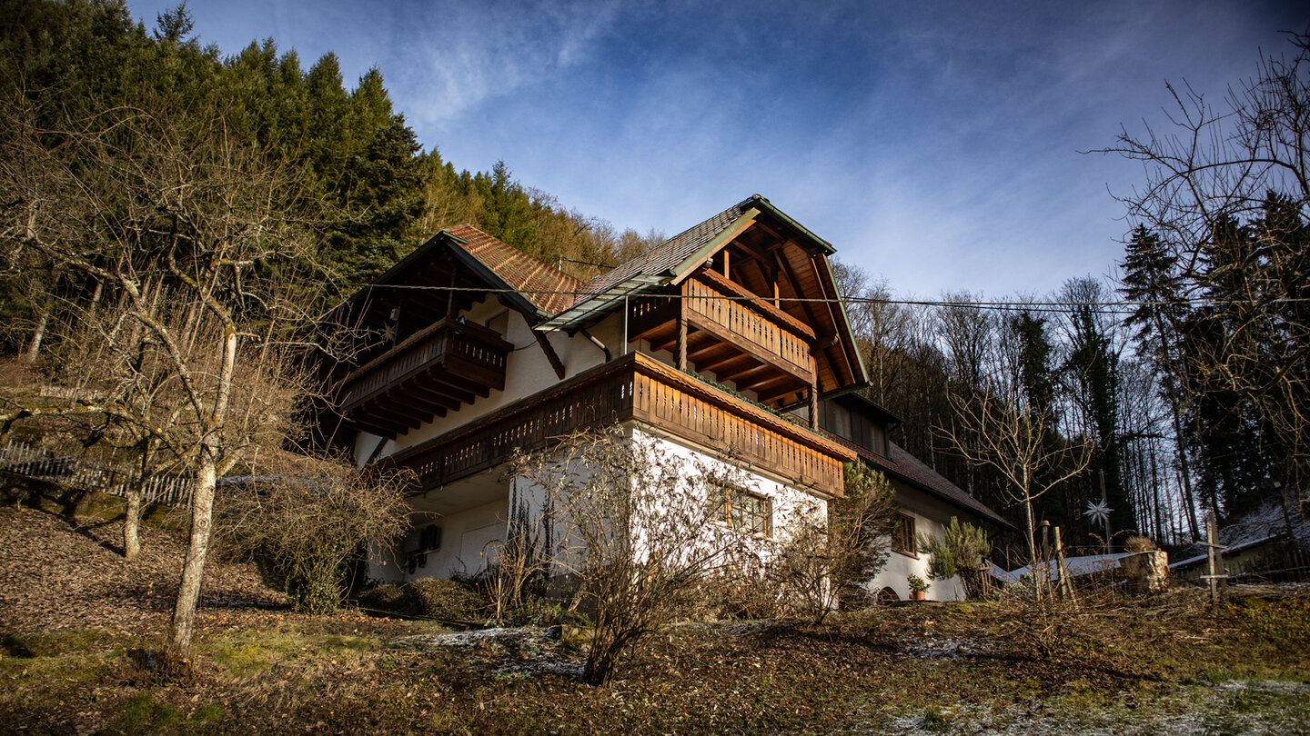 Genussbrennerei Gmeiner am Gebirger Höfe Weg