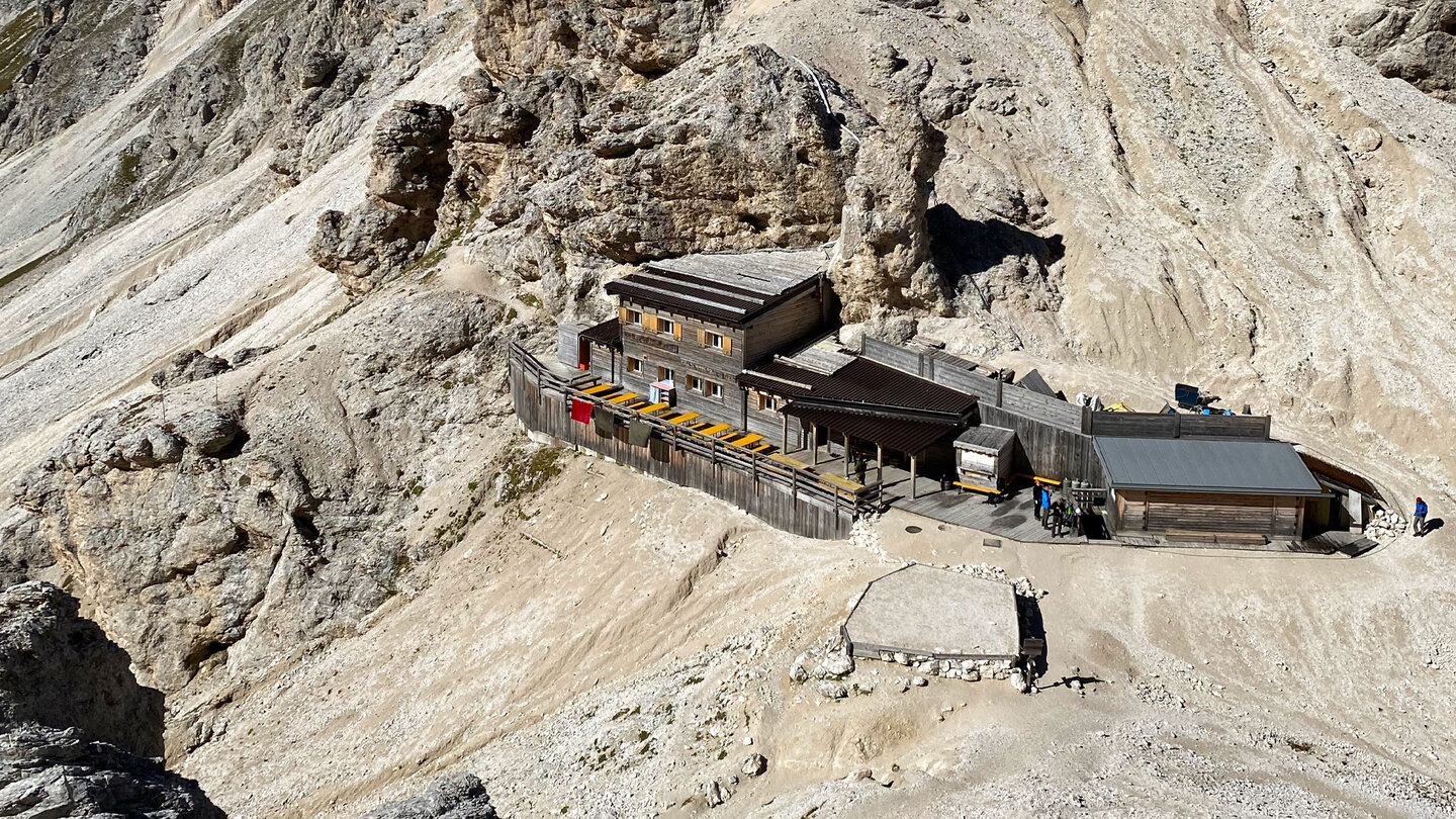 Blick auf die Grasleitenpasshütte