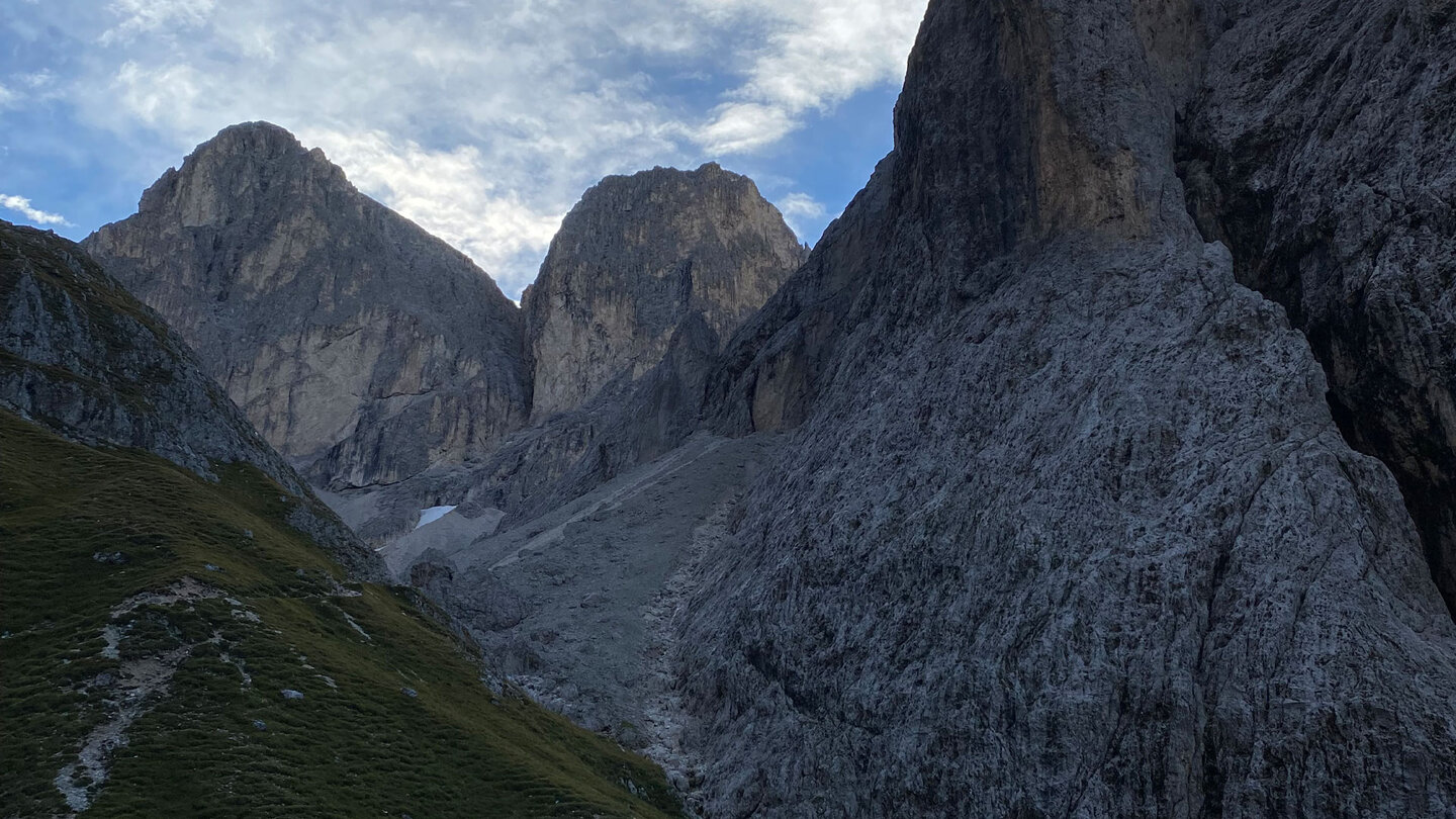 Blick zum Antermoiakogel und Seekogel