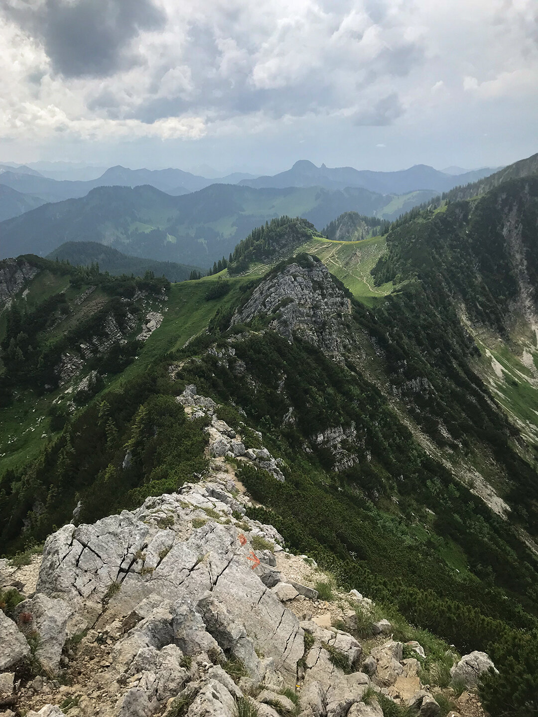 Berggrat am Aiplspitz Berggrat am Aiplspitz