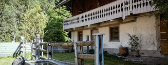 Brunnen an der Schattenmühle im Herzen der Wutachschlucht