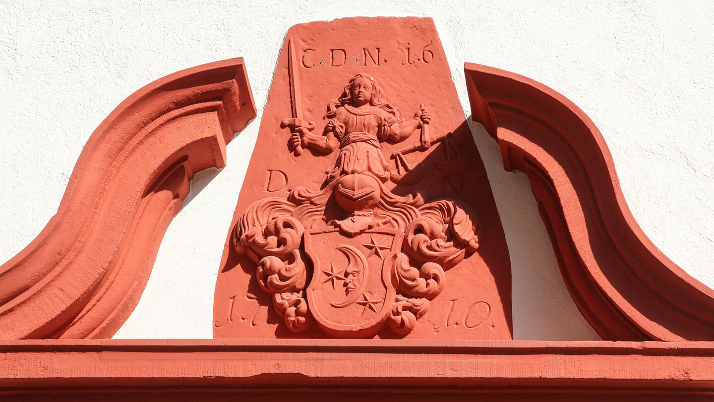 Wappen am Haus Nebel in Heidelberg Wappen am Haus Nebel in Heidelberg