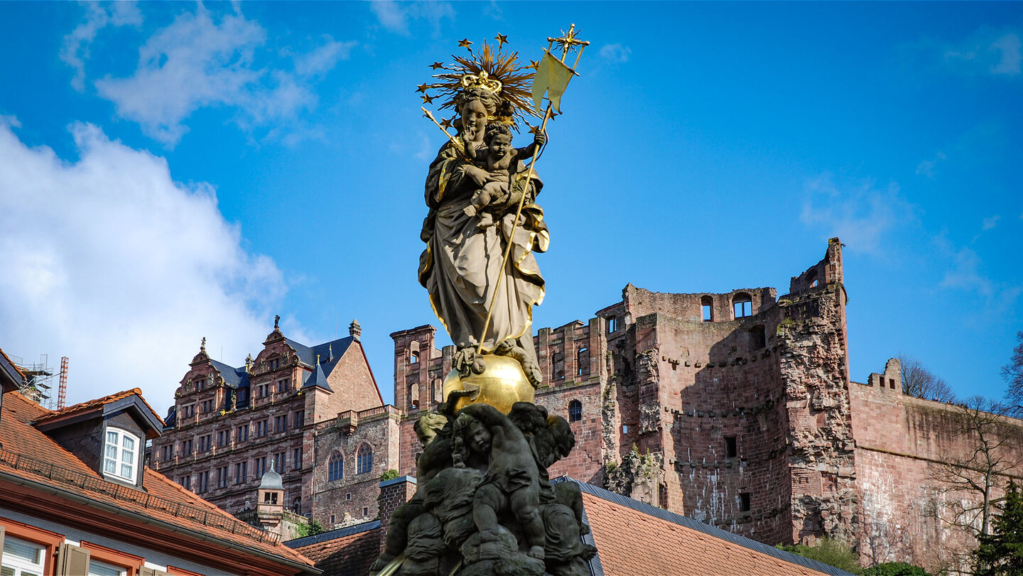 Madonnenstatue am Kornmarkt in Heidelberg Madonnenstatue am Kornmarkt in Heidelberg