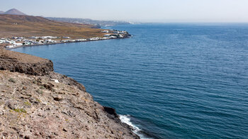 Ausblick auf Playa Quemada und die Südküste Lanzarotes