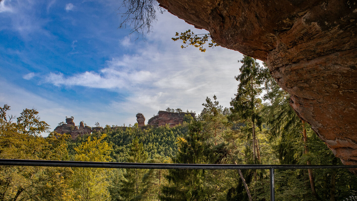 grandioser Blick vom Büttelfelsen auf den Lämmerfelsen