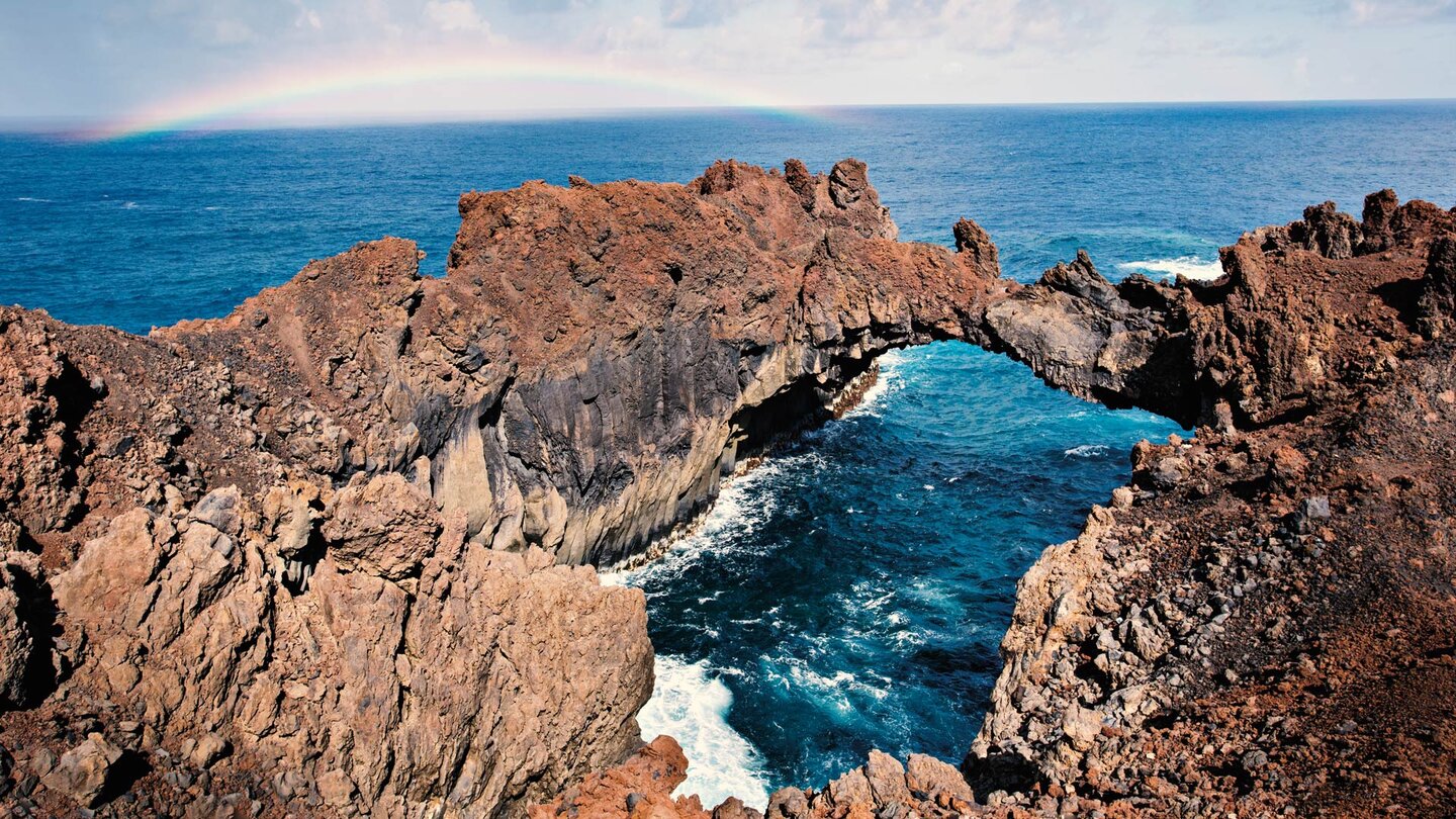 der Arco de la Tosca an der Küste im Nordwesten