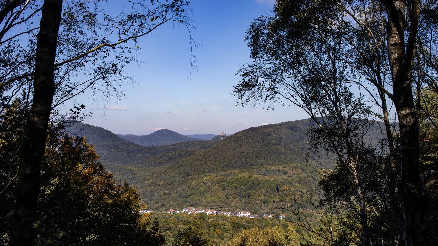Trifelsblick – einer der schönsten Fernblicke am Burgenweg Klingenmünster.