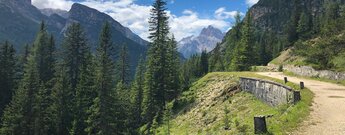 Blick entlang der Monte-Piana-Straße