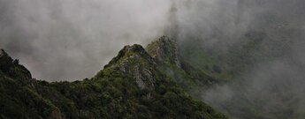 Wolken am Mirador El Bailadero im Anaga-Gebirge auf Teneriffa