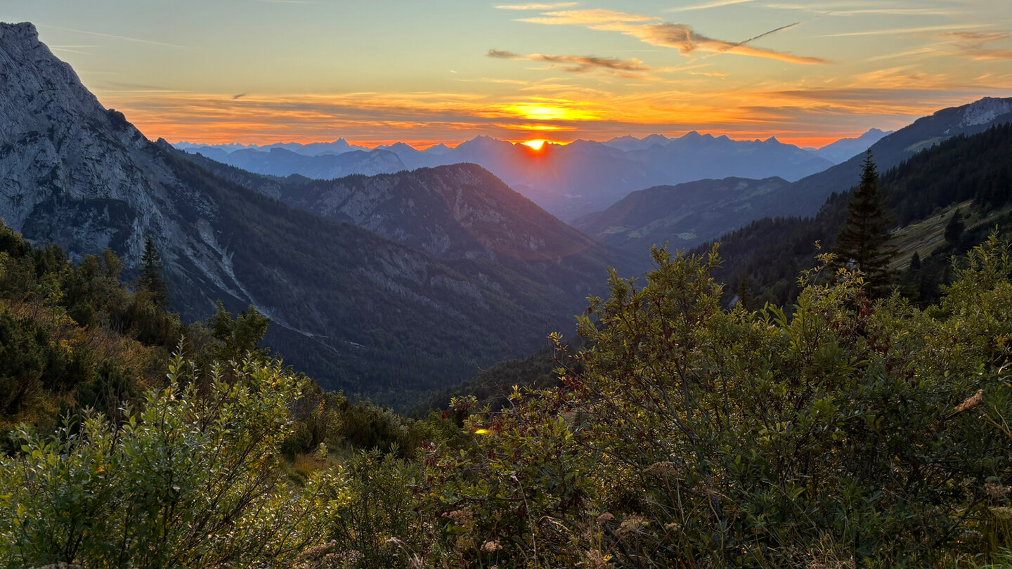 Sonnenuntergang am Stripsenjochhaus