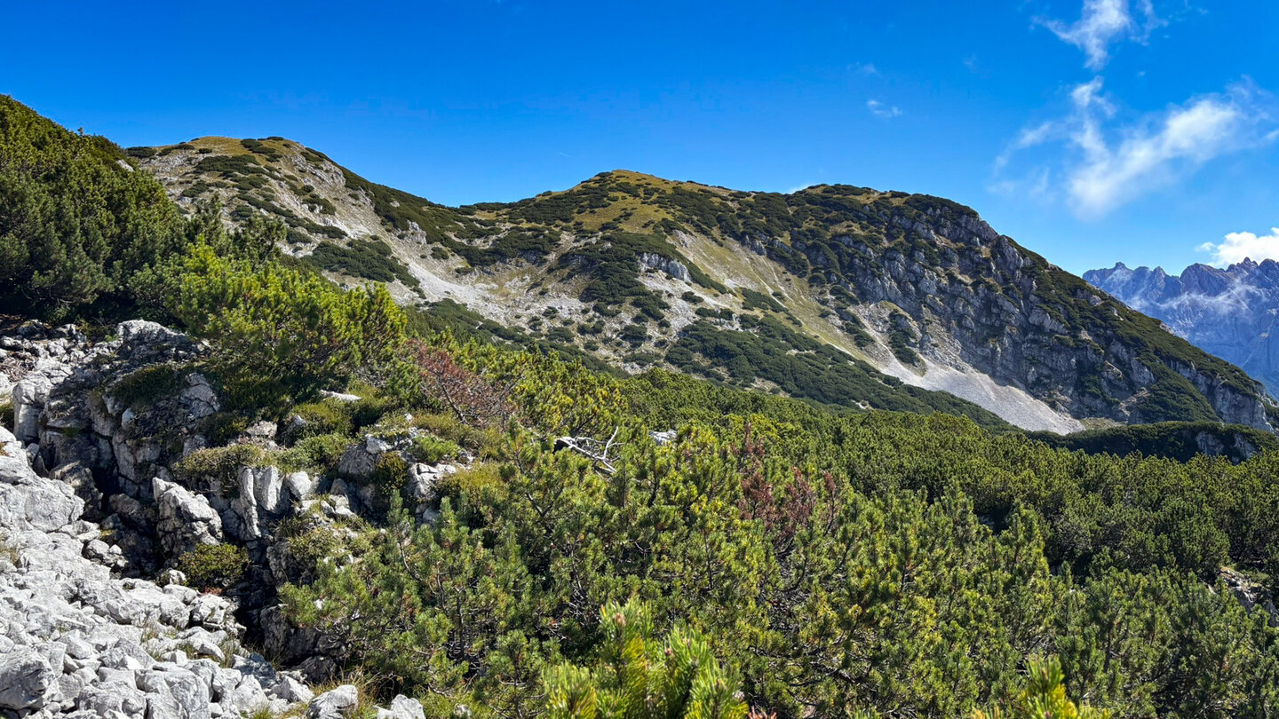 Aussicht zur Pyramidenspitze und dem Vorderen Kesselschneid