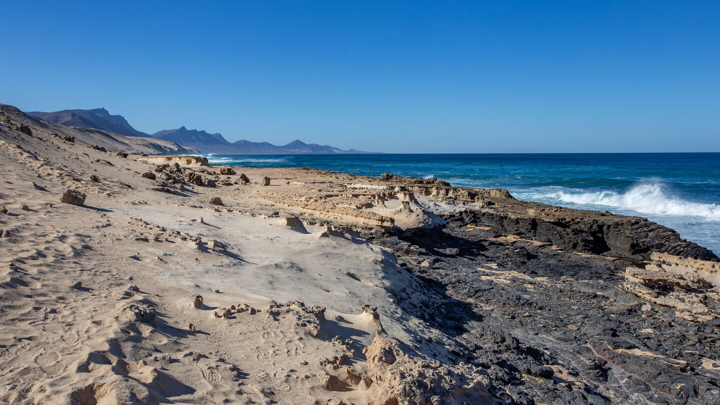 Blick aus dem Gebiet von Aguas Tres Piedras zum Jandía-Massiv Blick aus dem Gebiet von Aguas Tres Piedras zum Jandía-Massiv