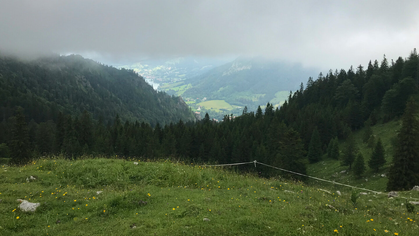 Ausblick bis nach Neuhaus am Schliersee Neuhaus am Schliersee