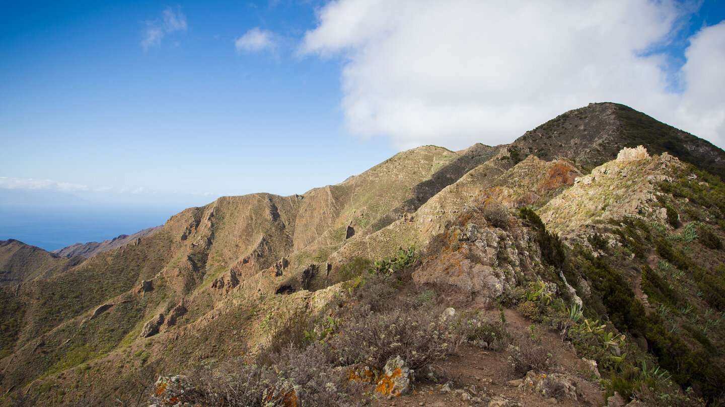 Blick über die Cumbres de Baracán vom Aussichtspunkt