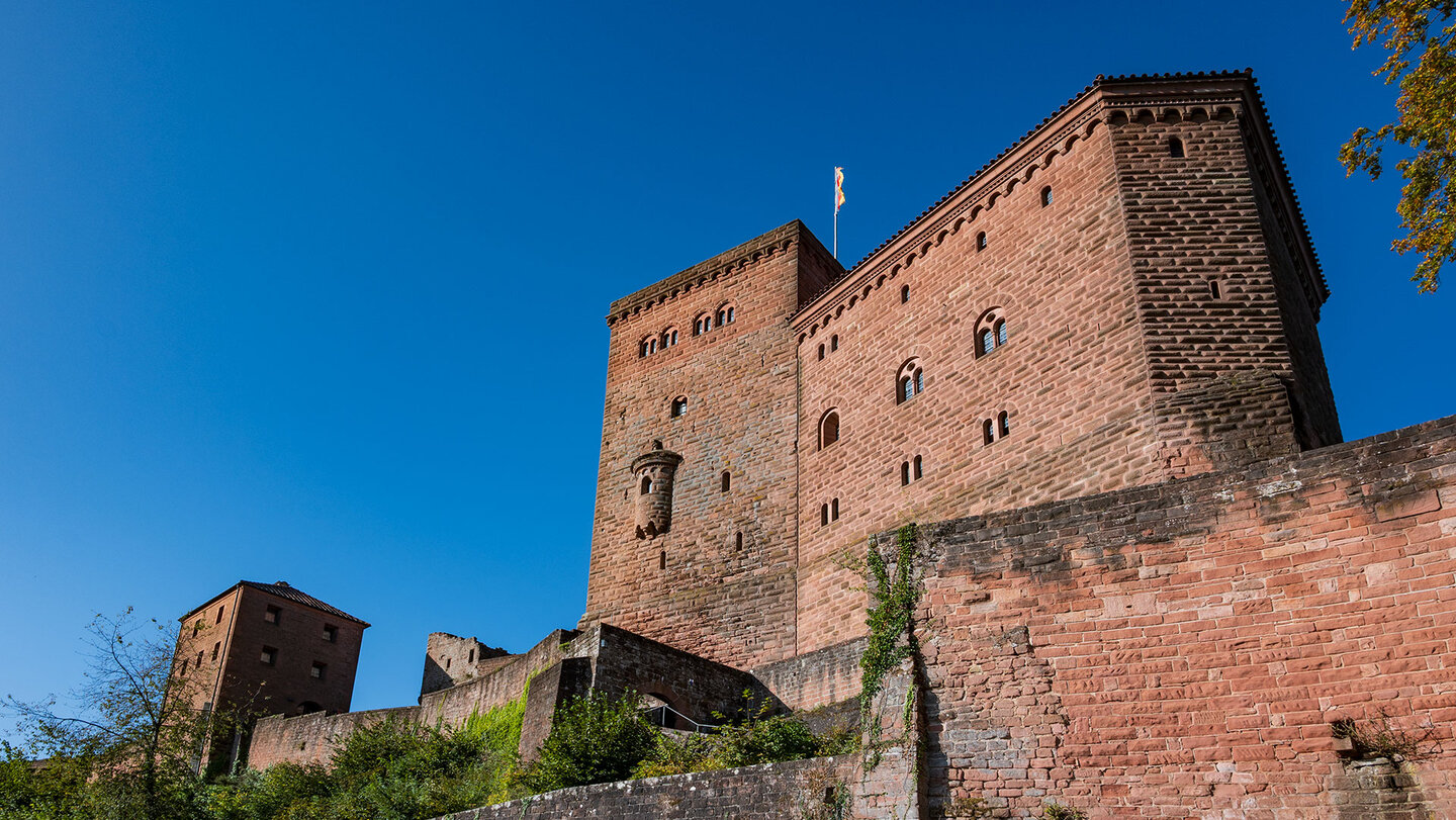 Palas und Saalbau der Reichsfeste Trifels