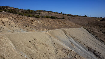 der Sendero Colada de la Costa führt an der Abrisslinie der Küste
