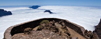wolkenverhangener Blick über den Nationalpark vom Espigón del Roque auf La Palma