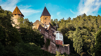 Schloss Zwingenberg im Naturpark Neckartal-Odenwald