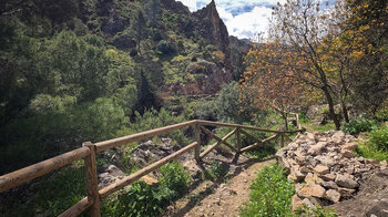 Wanderweg am Rio Cuadros bei Bedmar