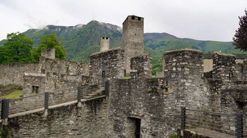 Castel Grande auf dem San Michele-Hügel