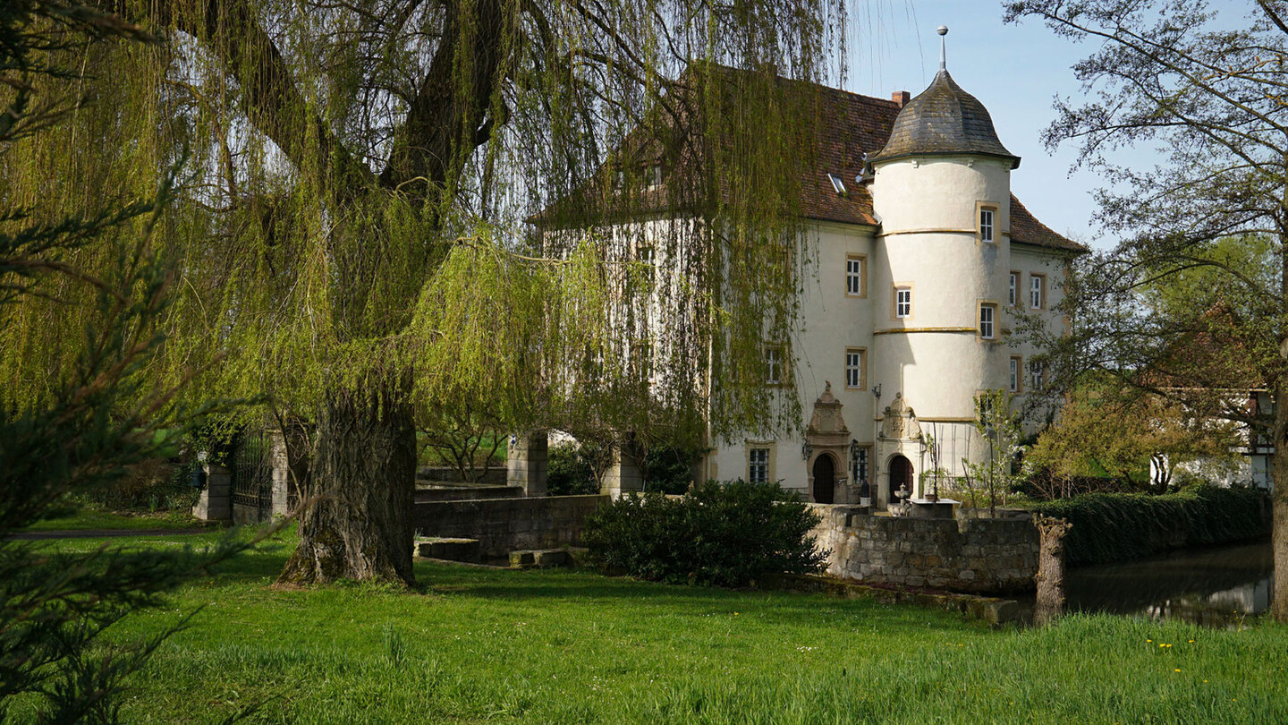 das Renaissance-Schloss Kleinbardorf Renaissance-Schloss Kleinbardorf