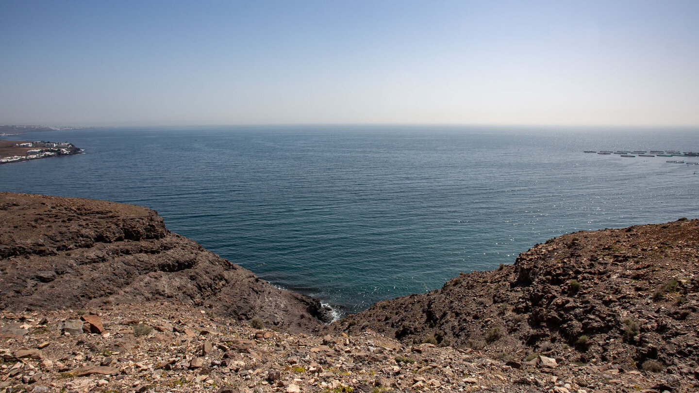 Wanderung entlang der kargen Küstenlinie im Süden von Lanzarote