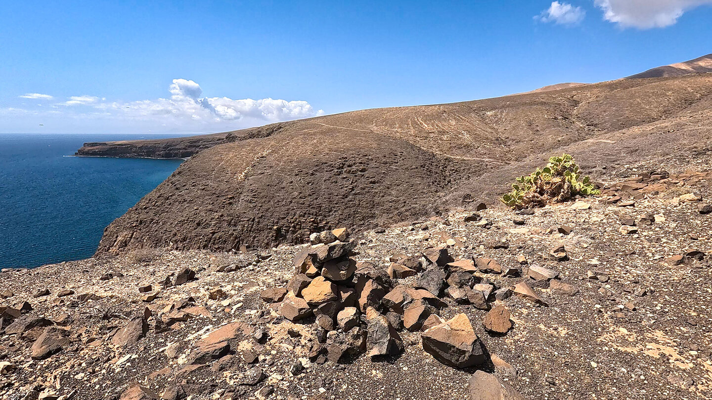 Küstenwanderung im Naturdenkmal Ajaches