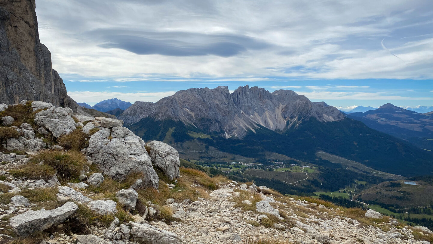 Blick auf das Latemar-Massiv vom Santnerpass-Klettersteig