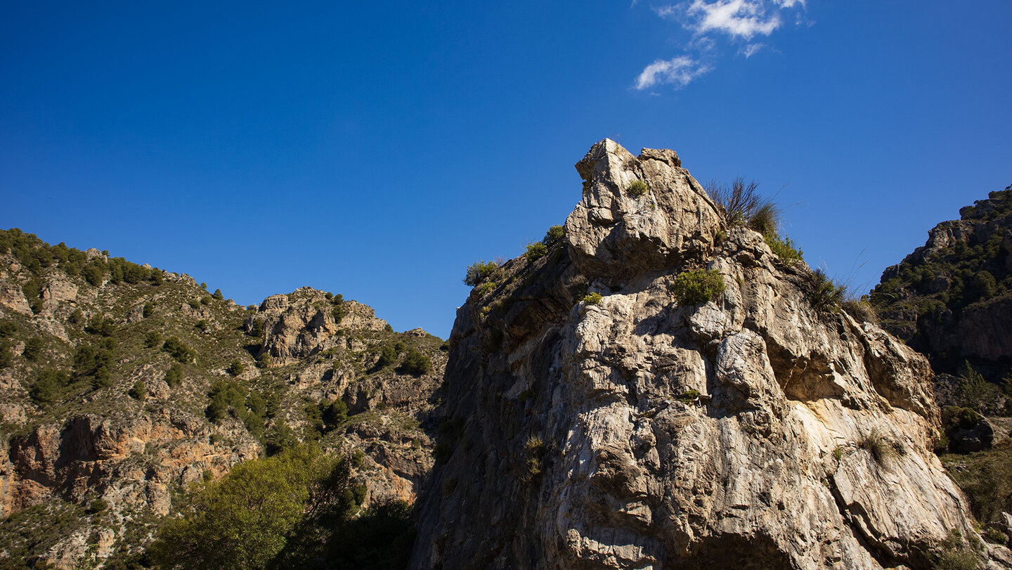 Felsformationen am Wanderweg Rio Verde Felsformationen am Wanderweg Rio Verde