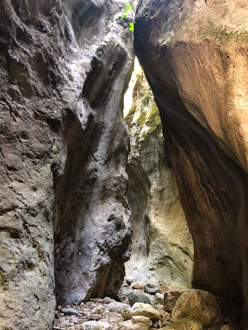 Slot-Canyon in der Sarakina-Schlucht bei Meskla