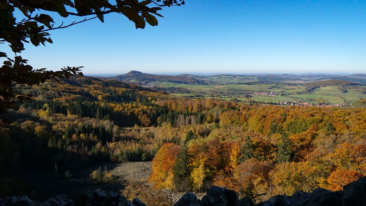 weites Rhön-Panorama am Stellberg