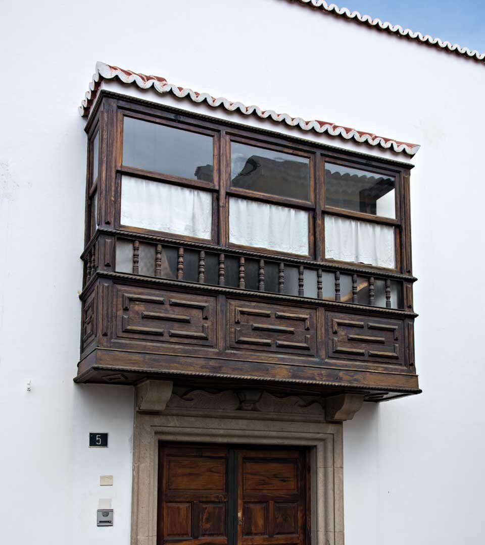 traditioneller Balkon in Arona auf Teneriffa