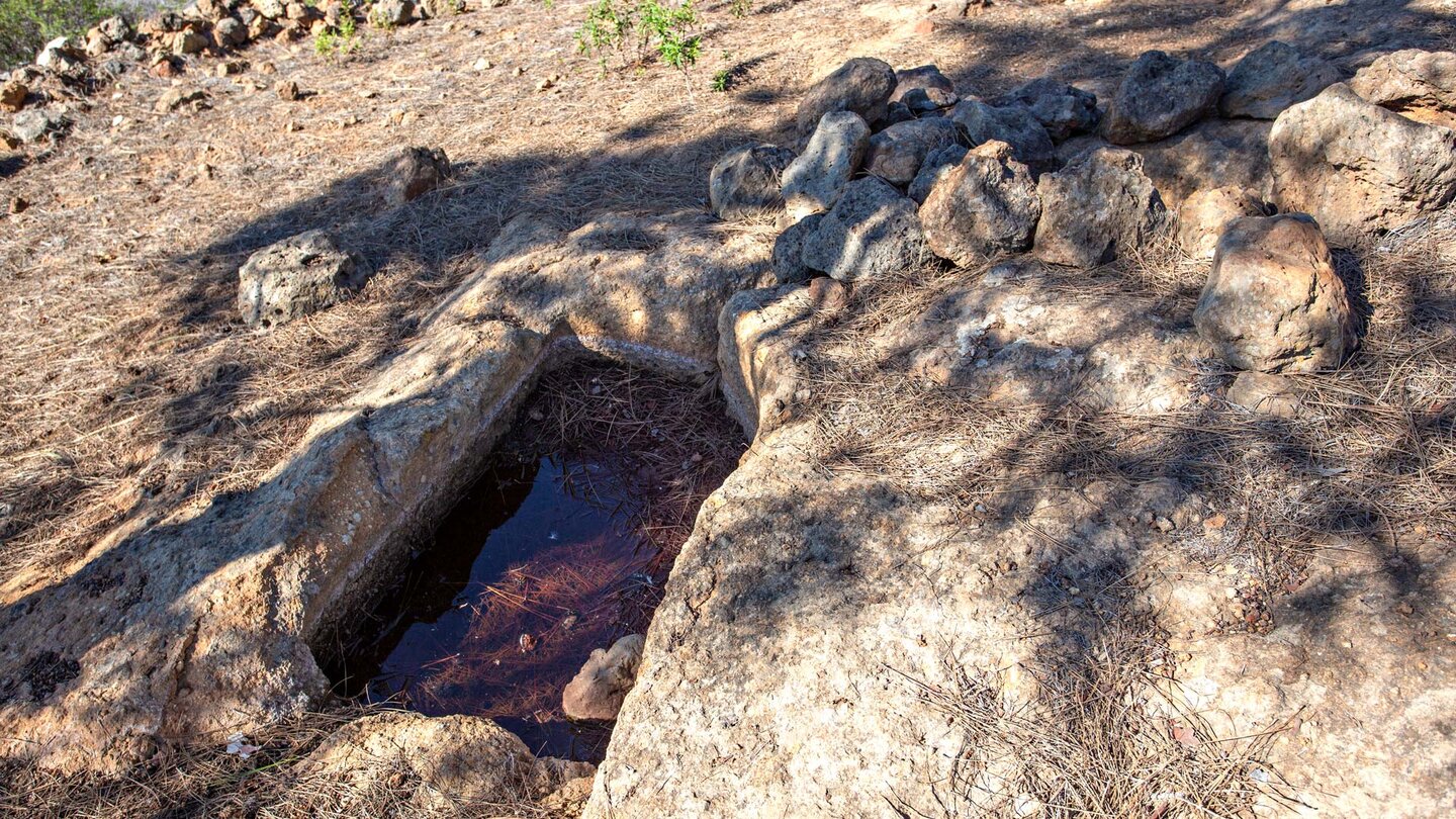 Fuente del Guirre als Rastpunkt auf der Wanderung