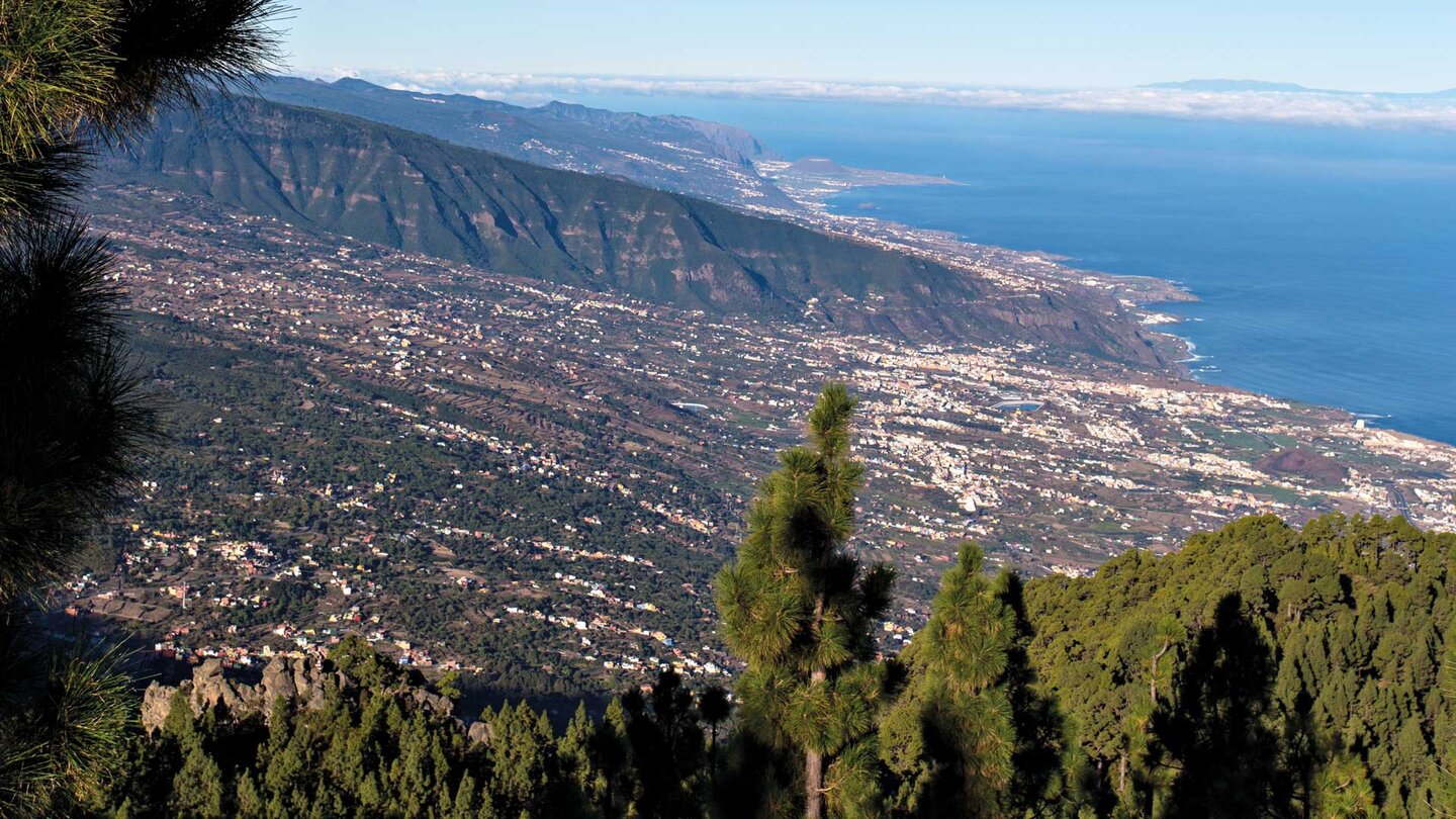 Blick über das Orotavatal vom Mirador Chipeque