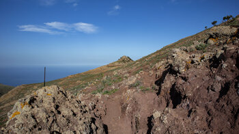Wanderweg mit Blick auf den Roque de la Cruz