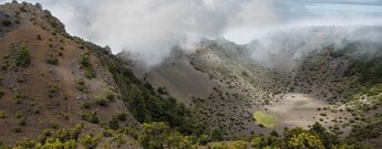 der Pico de Fireba mit der Caldera de la Hoya de Fireba auf El Hierro