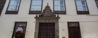 das Eingangsportal des Casa Mustelier in La Laguna