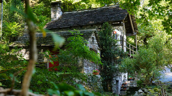 traumhafte Rusticos am Weg zu den Rovine del Castelliere
