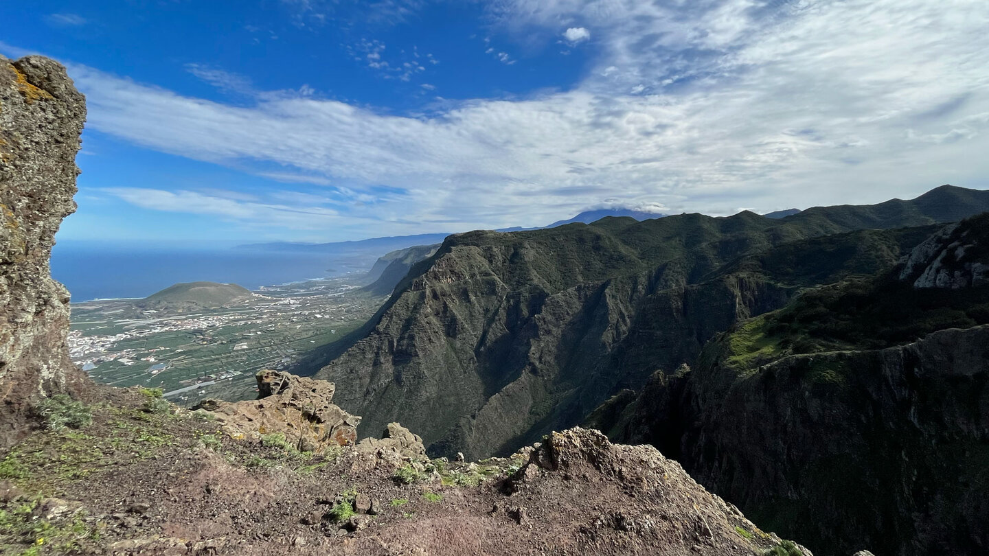 Ausblick auf Buenavista del Norte über die Ausläufer des Teno-Gebirges