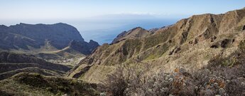 Berge und Schluchten bei Los Carrizales auf der Wanderung beim Baracán